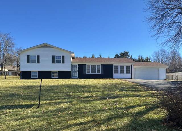 Property at 236 Heatherton Dr, Lewisburg, WV 24901, 4 beds, 3 baths