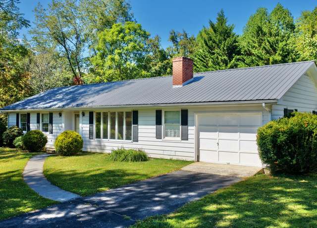Property at 163 Wilson St, Alderson, WV 24910, 3 beds, 2 baths