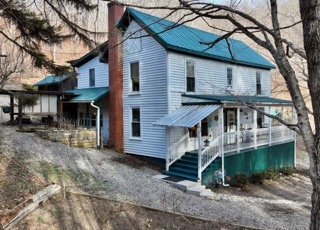 Property at 366 Raders Valley Rd, Williamsburg, WV 24991, 4 beds, 2 baths