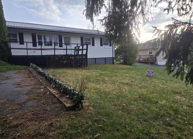 Property at 38 Green Acres Dr #0, Lewisburg, WV 24901, 3 beds, 1 bath
