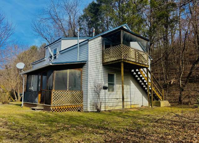 Property at 182 & 184 Gum St, White Sulphur Springs, WV 24986, 4 beds, 2 baths