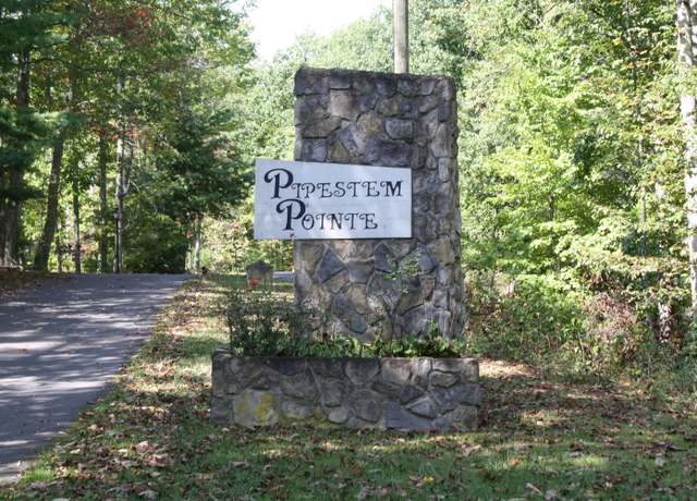 Property at Lots 30-32 Linkwood Ln Unit Pipestem Pointe, Pipestem, WV 25979