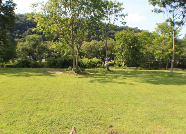 Property at 1st Ave Unit 16 & 17, Marlinton, WV 24954