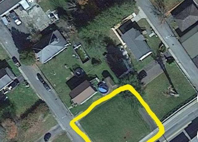 Property at Main St Lot 1,2,3 Blk 9, Rainelle, WV 25962