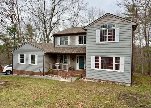 Property at 145 Janet St, Lewisburg, WV 24901, 4 beds, 2.5 baths