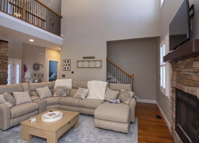 Property at 393 James River Rd, Lewisburg, WV 24901, 3 beds, 2.5 baths