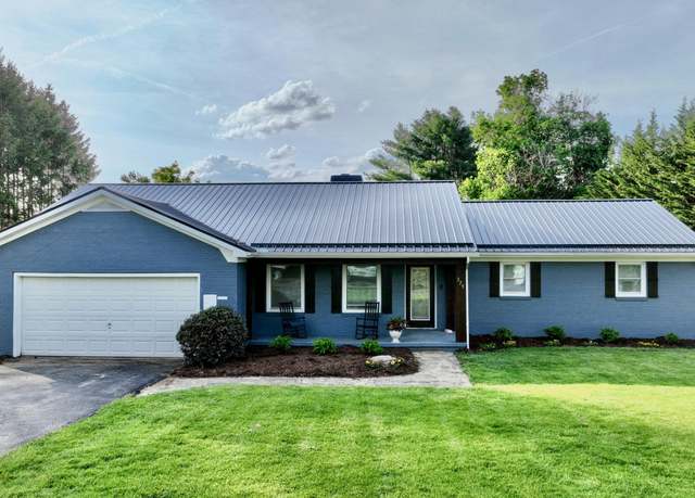 Property at 379 Summit Ave #119, Lewisburg, WV 24901, 3 beds, 3.5 baths