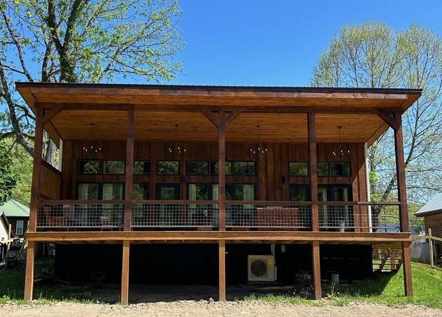 Property at 626 Dunbrack Ln, Marlinton, WV 24954, 3 beds, 2 baths