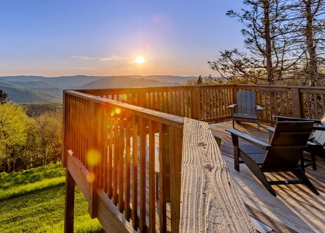 Property at 4 Lands End, Snowshoe, WV 26209, 4 beds, 3 baths