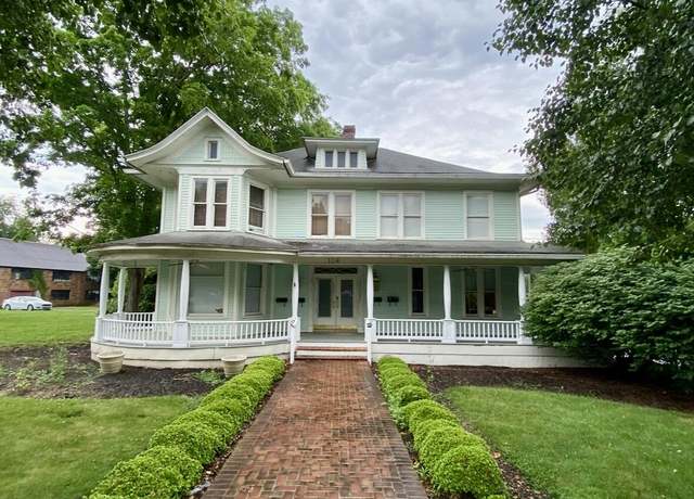 Property at 447 W Main St, White Sulphur Springs, WV 24986, 4 beds, 4 baths