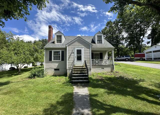 Property at 819 Lafayette St #18, Lewisburg, WV 24901, 3 beds, 2 baths