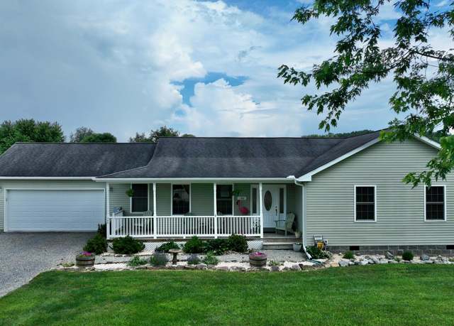 Property at 186 Aidan Ln, Lewisburg, WV 24901, 3 beds, 2 baths