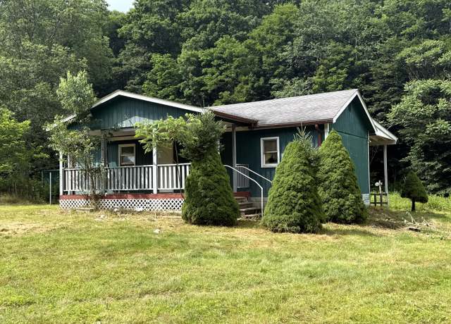 Property at 840 Crooked Fork Rd, Marlinton, WV 24954, 3 beds, 1 bath