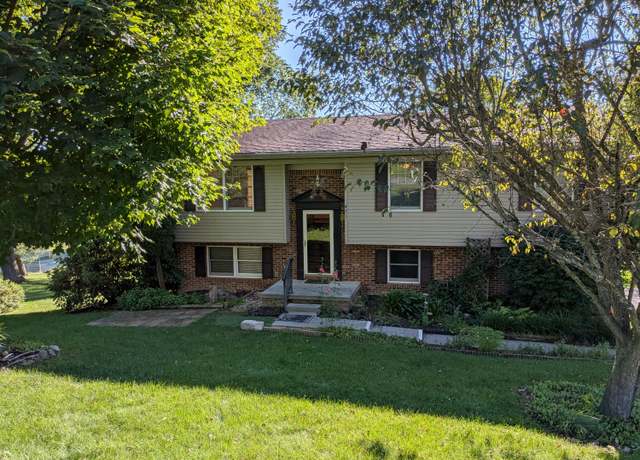 Property at 471 Shady Oak Ln Unit 21 & 22 Block 1, Lewisburg, WV 24901, 3 beds, 2 baths