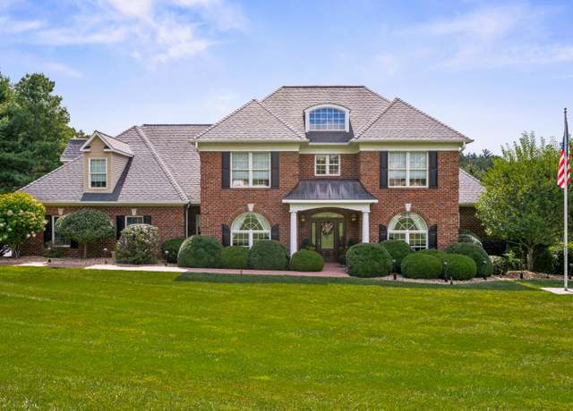 Property at 125 Old White Dr Unit 17 & 18, Lewisburg, WV 24901, 4 beds, 4.5 baths