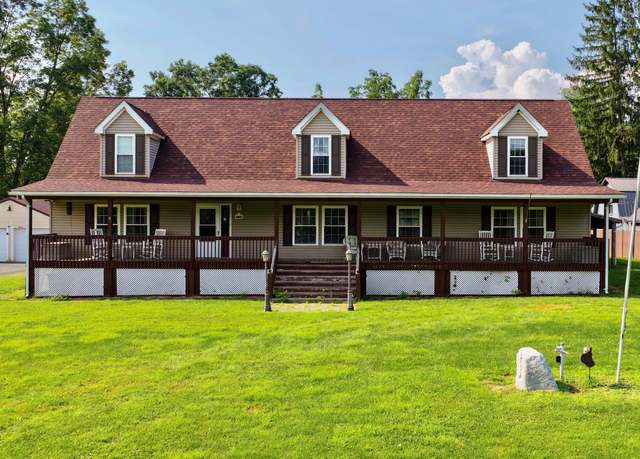 Property at 175 Eleventh St, Rupert, WV 25984, 6 beds, 3 baths