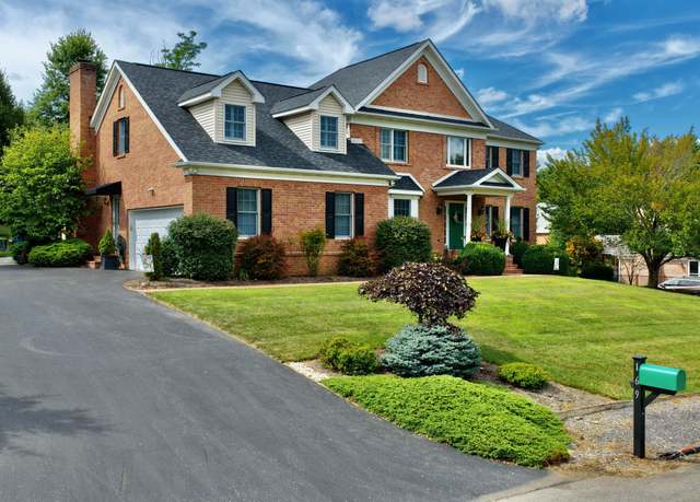 Property at 169 Via Largo Dr #24, Lewisburg, WV 24901, 6 beds, 4.5 baths