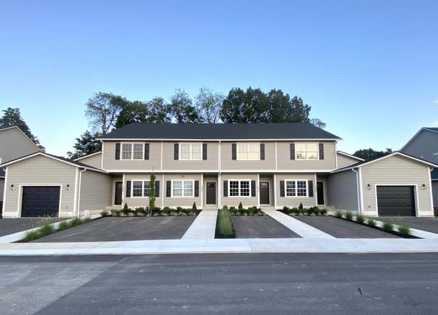 Property at 203 Ivy Ter, Lewisburg, WV 24901, 2 beds, 2.5 baths