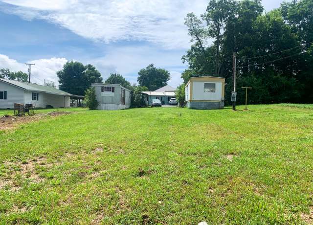 Property at 234 Walnut Ave, Alderson, WV 24910, 4 beds, 2 baths