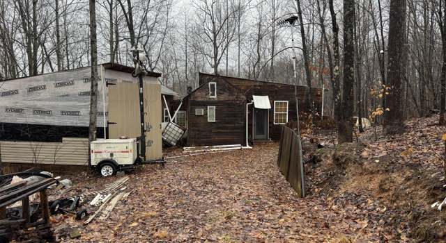 Photo of 2085 Vineyard Rdg, Walton, WV 25286