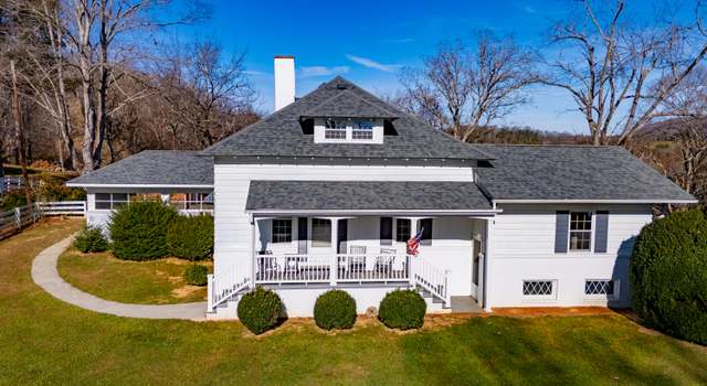 Photo of 532 Spring St, Alderson, WV 24910