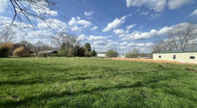 Photo of 257 Railroad Ln, Williamsburg, WV 24991