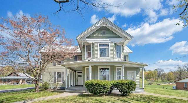 Photo of 464 Chestnut Ave Unit E, Alderson, WV 24910