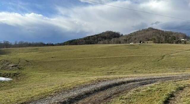 Photo of 89 Devils Featherbed Rd, Forest Hill, WV 24935