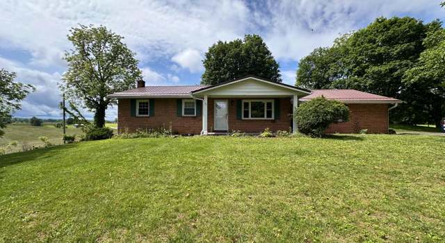 Photo of 2222 Davis Stuart Rd, Lewisburg, WV 24901