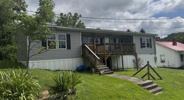 Photo of 1050 1st St #77, Idamay, WV 26576