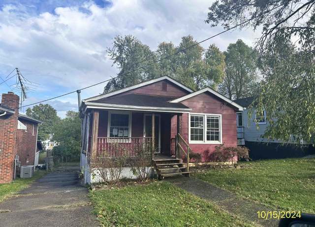 Property at 322 Locust St, Huntington, WV 25705, 2 beds, 1 bath