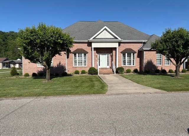 Property at 1400 Union Ave, Barboursville, WV 25504, 4 beds, 3.5 baths
