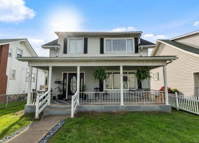 Property at 411 15th St, Kenova, WV 25530, 3 beds, 1.5 baths