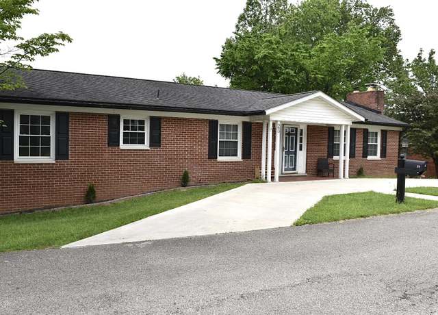 Property at 23 Larchmont Dr, Huntington, WV 25705, 5 beds, 3 baths