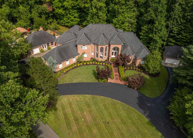 Property at 1 Albemarle Ln, Barboursville, WV 25504, 5 beds, 7.5 baths