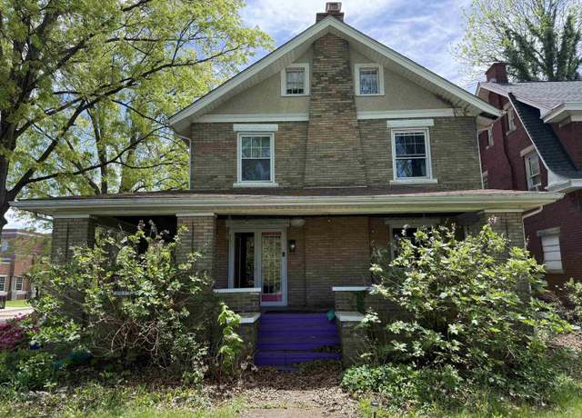 Property at 149 9th Ave, Huntington, WV 25701, 4 beds, 2 baths