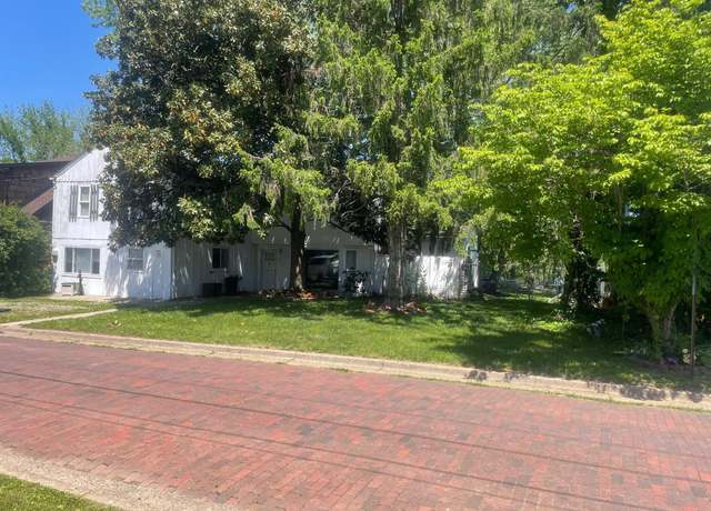 Property at 2766 N Staunton Rd, Huntington, WV 25702, 3 beds, 2 baths