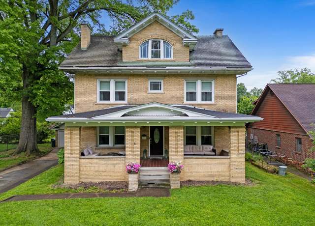 Property at 1328 Enslow Blvd, Huntington, WV 25701, 4 beds, 2.5 baths