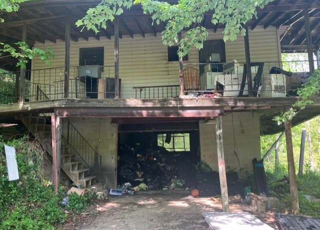 Property at 20 Pelfrey Holw, East Lynn, WV 25512, 3 beds, 1 bath