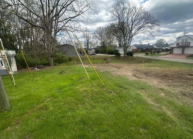 Property at 19 Gary Dr, Huntington, WV 25705