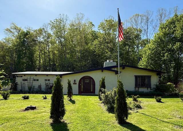 Property at 4371 County Road 31, Chesapeake, OH 45619, 5 beds, 2.5 baths