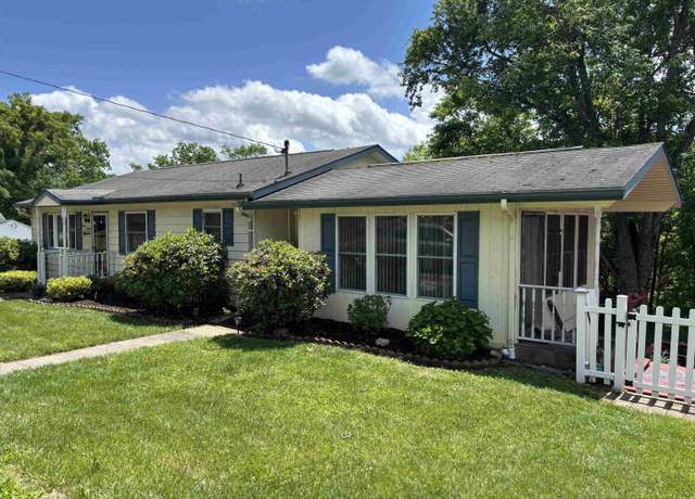Property at 713 Westview Ave, Huntington, WV 25701, 3 beds, 2.5 baths