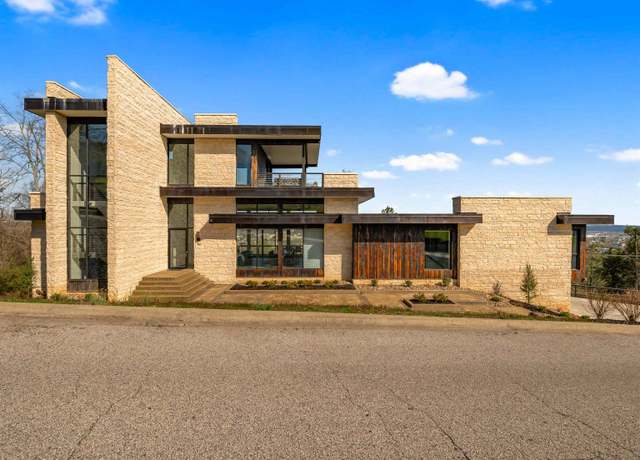 Property at 90 Ridgewood Rd, Huntington, WV 25701, 5 beds, 5 baths