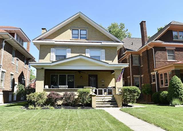 Property at 416 10th Ave, Huntington, WV 25701, 3 beds, 2.5 baths