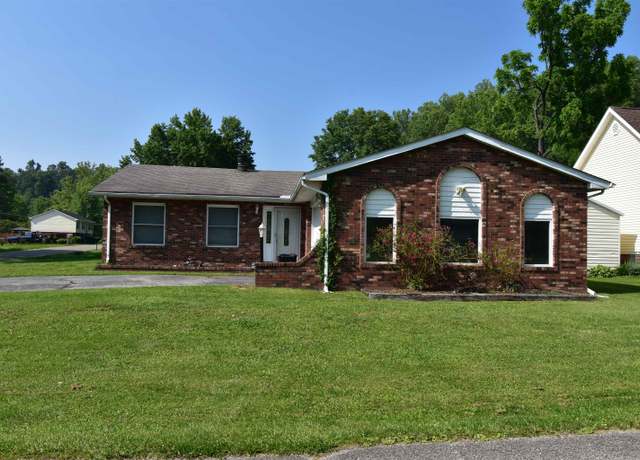 Property at 302 Hillview Ln, South Point, OH 45680, 3 beds, 2 baths