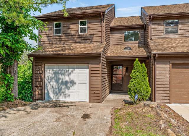 Property at 113 Stonewood Dr, Huntington, WV 25705, 2 beds, 3 baths