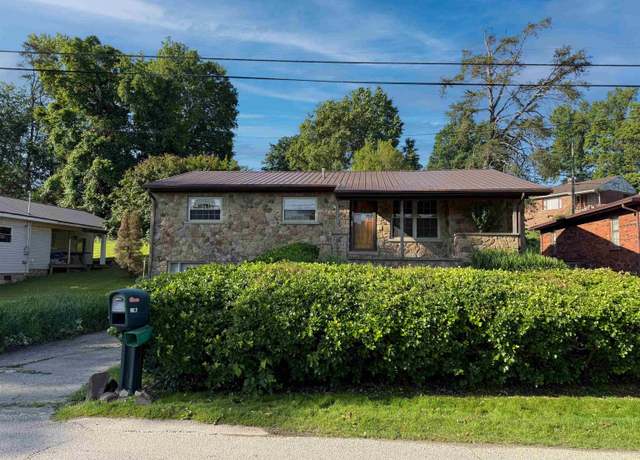 Property at 359 Division Rd, Huntington, WV 25705, 3 beds, 1 bath