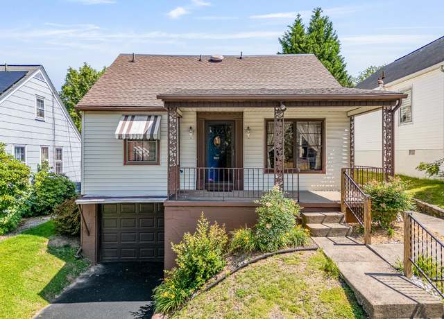 Property at 2644 North Ter, Huntington, WV 25705, 3 beds, 2 baths