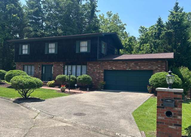Property at 11 Lynn Marr Dr, Huntington, WV 25705, 4 beds, 2.5 baths