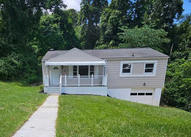 Property at 29 S Queens Ct, Huntington, WV 25705, 3 beds, 1 bath